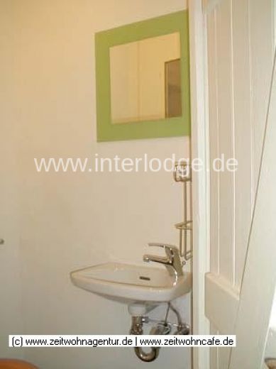 INTERLODGE: Helle, komplett möblierte Altbauwohnung in Köln Nippes