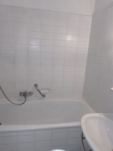 Apartment  Harvestehude. Südbalkon, grosser Pool, Sauna.