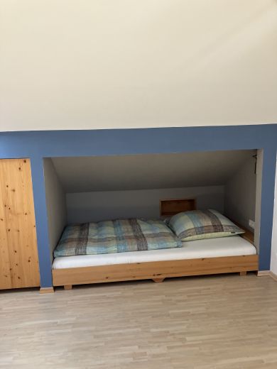 ab sofort  möbliertes Apartment zu vermieten