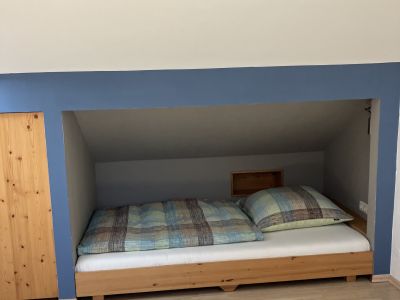 ab sofort  möbliertes Apartment zu vermieten