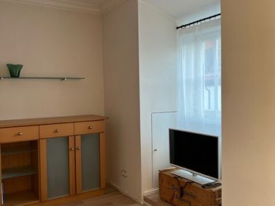 Möblierte 2-Zimmer-Wohnung mit Balkon in München-Laim