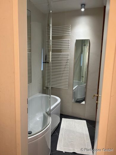 Möblierte 2-Zimmer-Wohnung mit Balkon in München-Laim