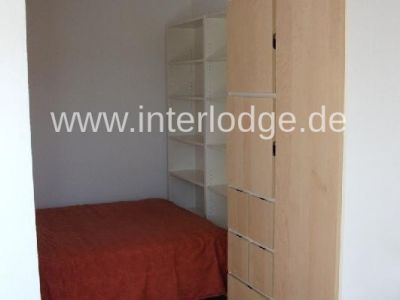 INTERLODGE Solingen: Komplett möbliertes und komplett ausgestattetes, schickes Dachgeschoß-Apartment