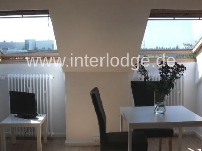 INTERLODGE Solingen: Komplett m&ouml;bliertes und komplett ausgestattetes, schickes Dachgescho&szlig;-Apartment