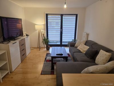 M&ouml;blierte 2-Zimmer-Wohnung mit Balkon in Rosenheim