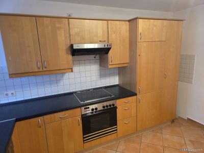 M&ouml;blierte 2-Zimmer-Wohnung mit Balkon in Rosenheim