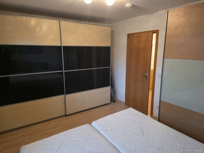 M&ouml;blierte 2-Zimmer-Wohnung mit Balkon in Rosenheim