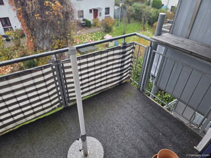 M&ouml;blierte 2-Zimmer-Wohnung mit Balkon in Rosenheim
