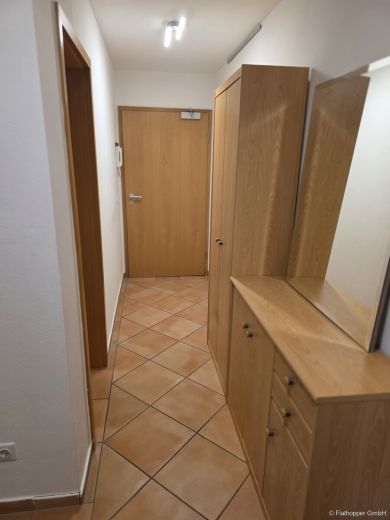 M&ouml;blierte 2-Zimmer-Wohnung mit Balkon in Rosenheim