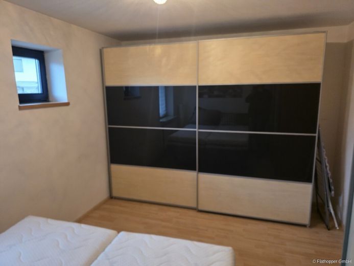 M&ouml;blierte 2-Zimmer-Wohnung mit Balkon in Rosenheim