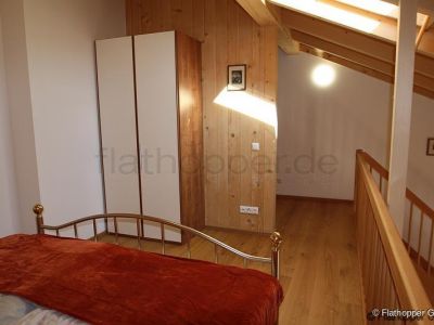 1,5 Zimmer-Galerie-Wohnung im Holzhaus mit Balkon -  bei Otterfing