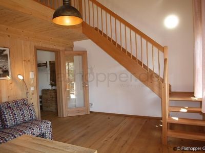 1,5 Zimmer-Galerie-Wohnung im Holzhaus mit Balkon -  bei Otterfing