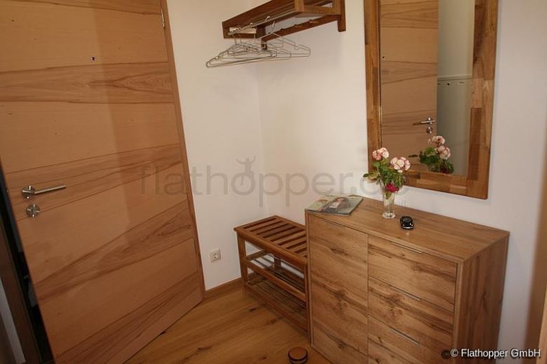 1,5 Zimmer-Galerie-Wohnung im Holzhaus mit Balkon -  bei Otterfing