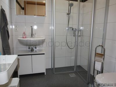 1,5 Zimmer-Galerie-Wohnung im Holzhaus mit Balkon -  bei Otterfing