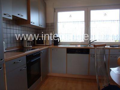 INTERLODGE Schöne, helle, komplett möblierte Wohnung in ruhiger Wohnlage in Burgaltendorf.