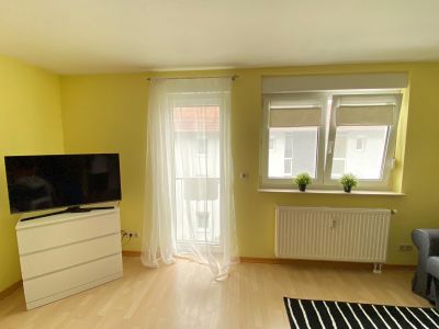 Möblierte 1,5 ZWG mit TG Platz in Allmannsdorf zu vermieten