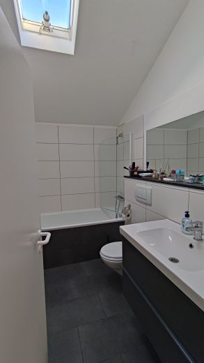 Ruhiges Haus 4 Haltestellen von Dom / Hbf