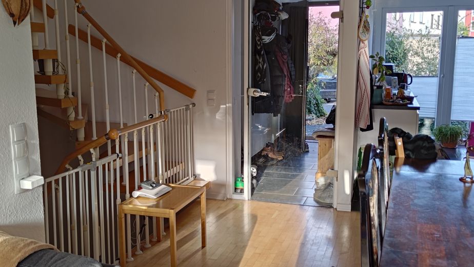 Ruhiges Haus 4 Haltestellen von Dom / Hbf