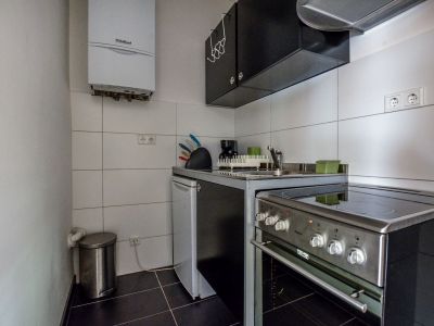 Möblierte Zwei-Zimmer-Wohnung im Agnesviertel