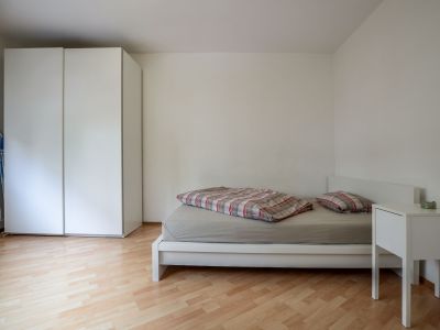 Möblierte Zwei-Zimmer-Wohnung im Agnesviertel