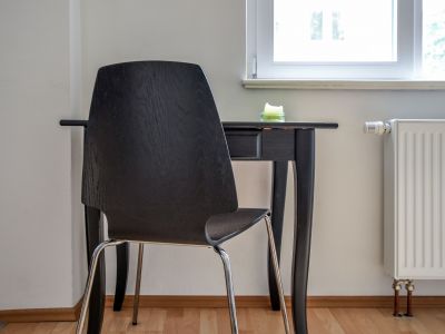 Möblierte Zwei-Zimmer-Wohnung im Agnesviertel