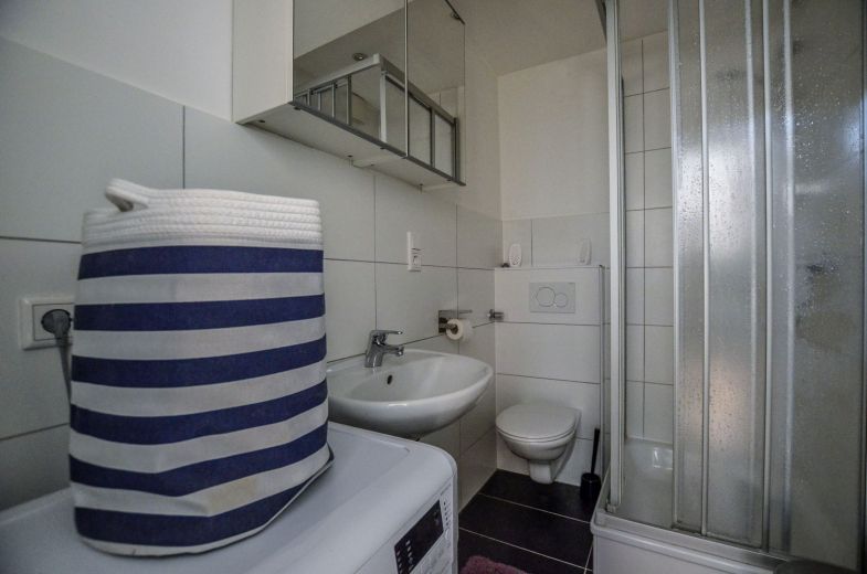 Möblierte Zwei-Zimmer-Wohnung im Agnesviertel