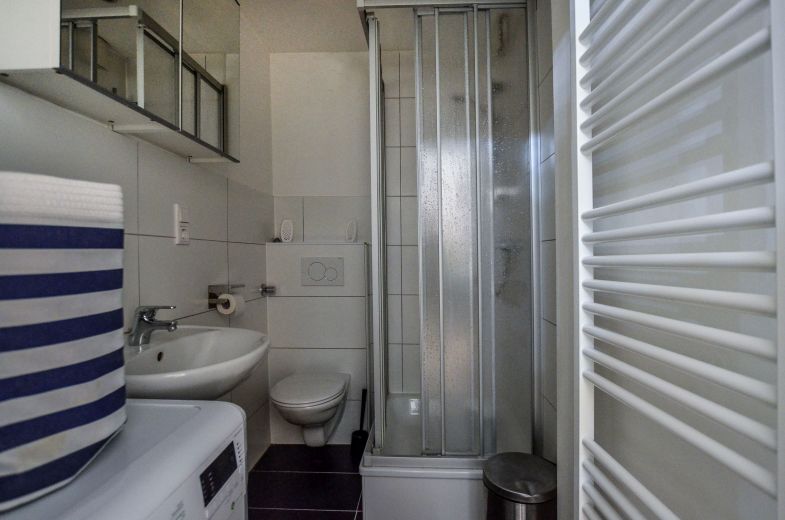 Möblierte Zwei-Zimmer-Wohnung im Agnesviertel