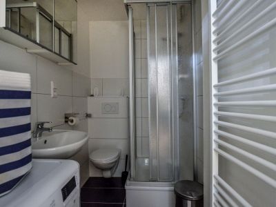 Möblierte Zwei-Zimmer-Wohnung im Agnesviertel