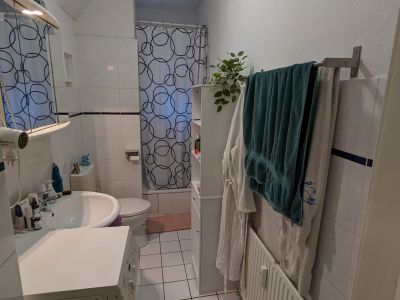 WG Zimmer in Winterhude zur Zwischenmiete vom 11.12.25 - 12.01.26 (NUR für eine Frau & keine Anmeldung möglich)