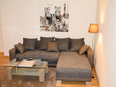 Unterbilk: moderne und helle 2-Zimmer Wohnung mit Balkon ins Grüne