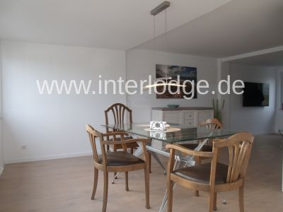 INTERLODGE ESSEN Schicke, helle mölb. Dachgeschoßwohnung im gepflegten 3-Fam-Haus. Sehr ruhige Lage