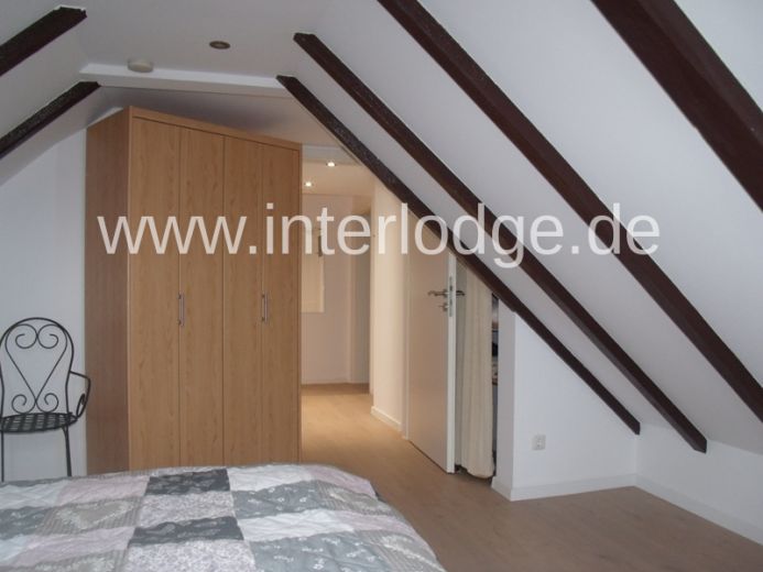 INTERLODGE ESSEN Schicke, helle mölb. Dachgeschoßwohnung im gepflegten 3-Fam-Haus. Sehr ruhige Lage