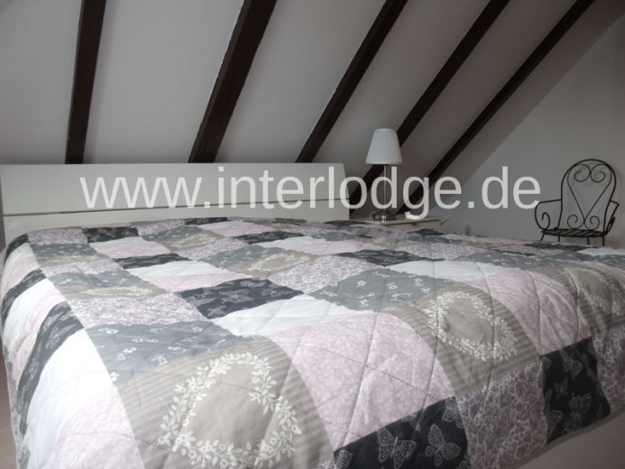 INTERLODGE ESSEN Schicke, helle mölb. Dachgeschoßwohnung im gepflegten 3-Fam-Haus. Sehr ruhige Lage