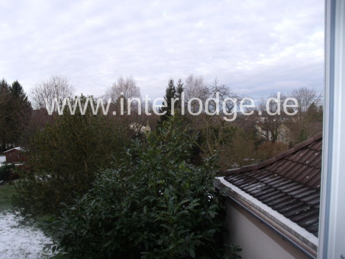 INTERLODGE ESSEN Schicke, helle mölb. Dachgeschoßwohnung im gepflegten 3-Fam-Haus. Sehr ruhige Lage