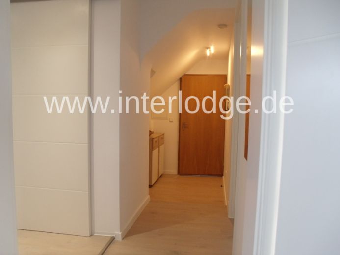 INTERLODGE ESSEN Schicke, helle mölb. Dachgeschoßwohnung im gepflegten 3-Fam-Haus. Sehr ruhige Lage