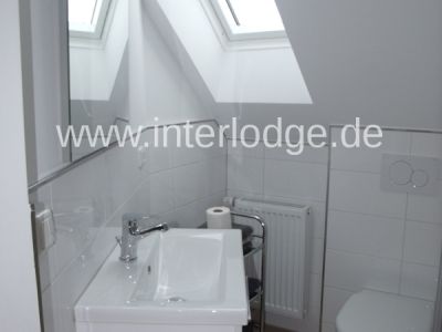 INTERLODGE ESSEN Schicke, helle mölb. Dachgeschoßwohnung im gepflegten 3-Fam-Haus. Sehr ruhige Lage