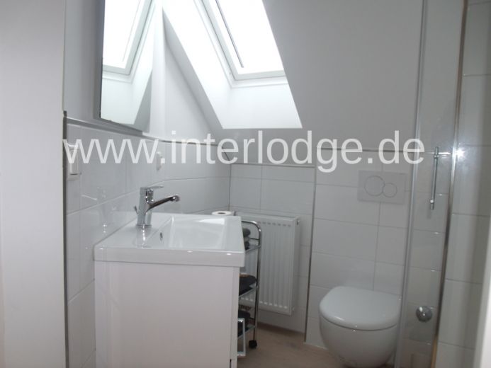 INTERLODGE ESSEN Schicke, helle mölb. Dachgeschoßwohnung im gepflegten 3-Fam-Haus. Sehr ruhige Lage