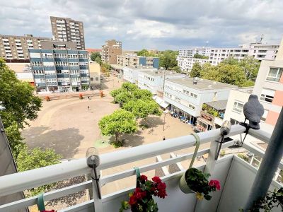 Renovierte 3-Zimmer-Wohnung mit Balkon und Loggia