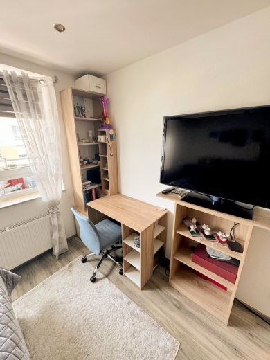 Renovierte 3-Zimmer-Wohnung mit Balkon und Loggia