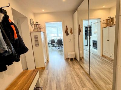 Renovierte 3-Zimmer-Wohnung mit Balkon und Loggia