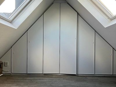 Carlstadt: Loft-Wohnung in begehrter Lage mit Einbauküche