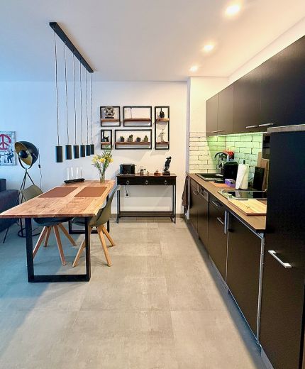 Möbliertes Premium-Apartment in Köln-Zollstock – All Inclusive, befristet auf Zeit