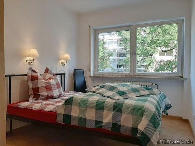 Charmante 2-Zimmer Wohnung mit Balkon und Stellplatz in München - Bogenhausen