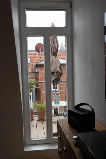 Teilmöblierter 3,5 Zimmer Maisonettetraum mit Balkon