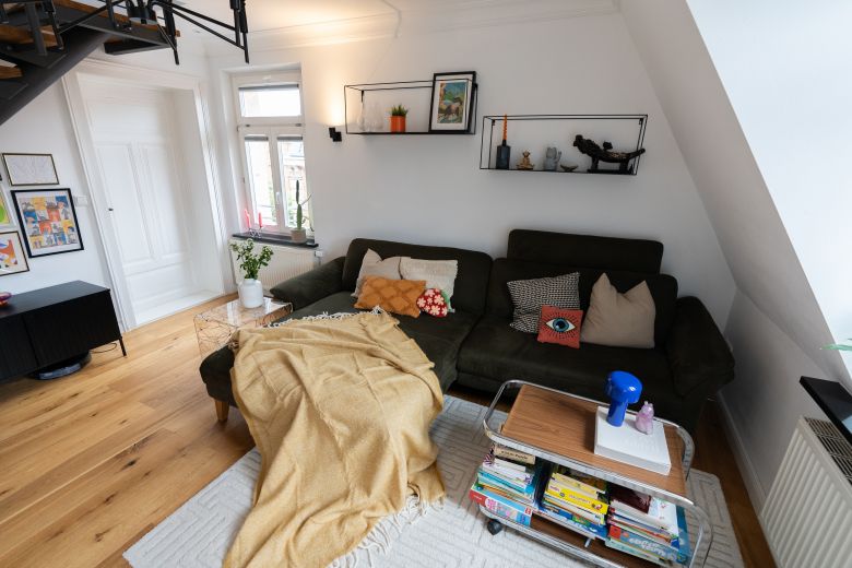 Teilmöblierter 3,5 Zimmer Maisonettetraum mit Balkon