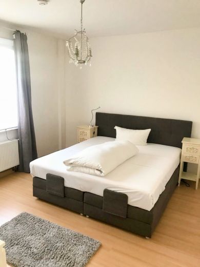Pempelfort: schöne 2-Zimmer-Wohnung mit Balkon