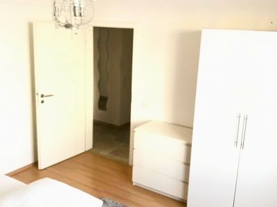Pempelfort: schöne 2-Zimmer-Wohnung mit Balkon