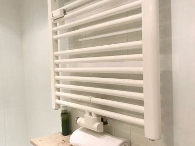 Pempelfort: schöne 2-Zimmer-Wohnung mit Balkon