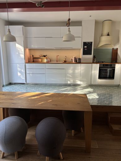 Schönes 5 Zimmer Haus mit Garten für 1 Jahr vollmöbliert zu vermieten