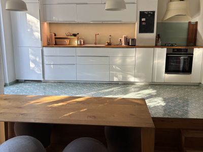 Schönes 5 Zimmer Haus mit Garten für 1 Jahr vollmöbliert zu vermieten